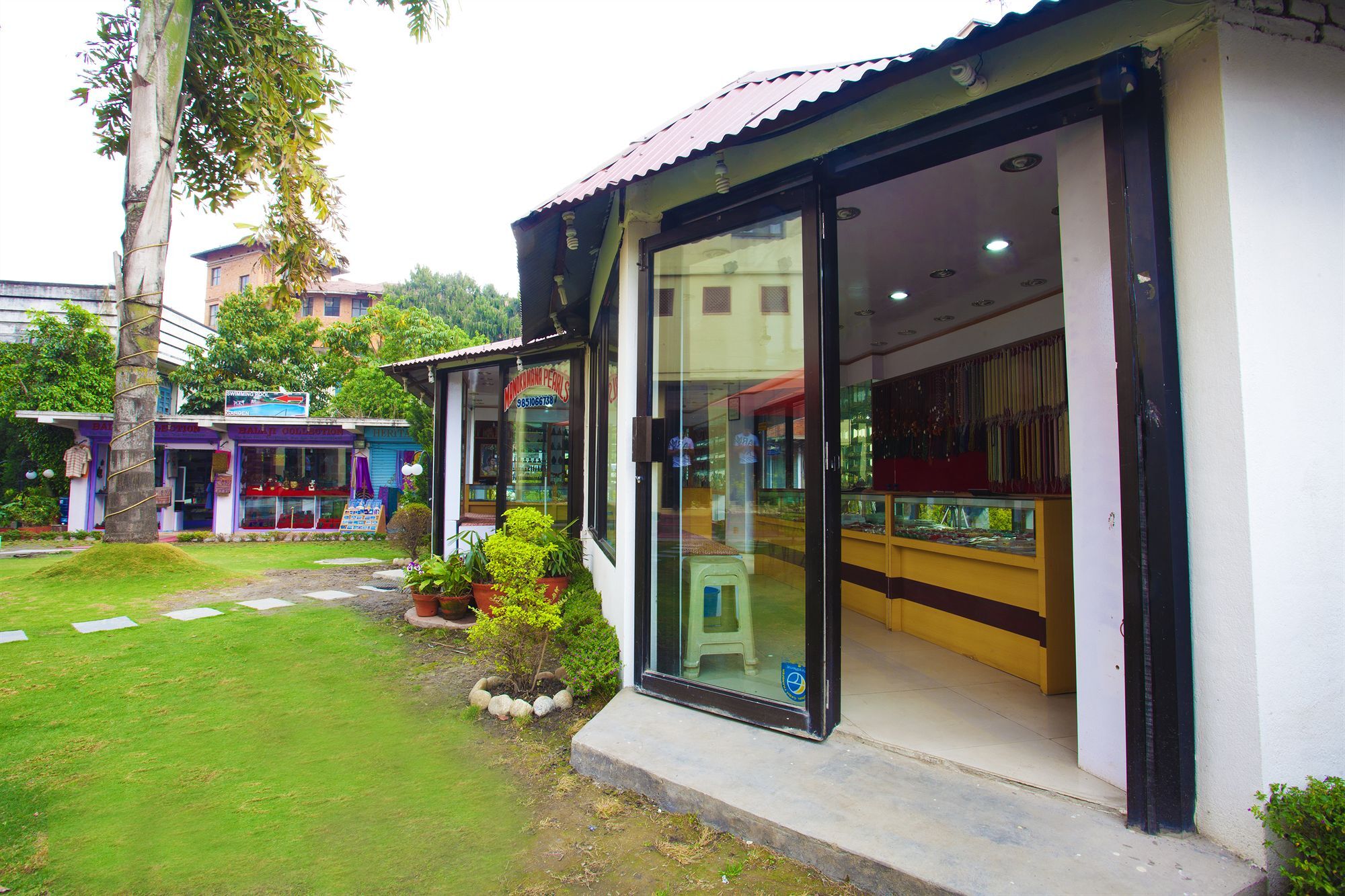 Grand Hotel Kathmandu Luaran gambar