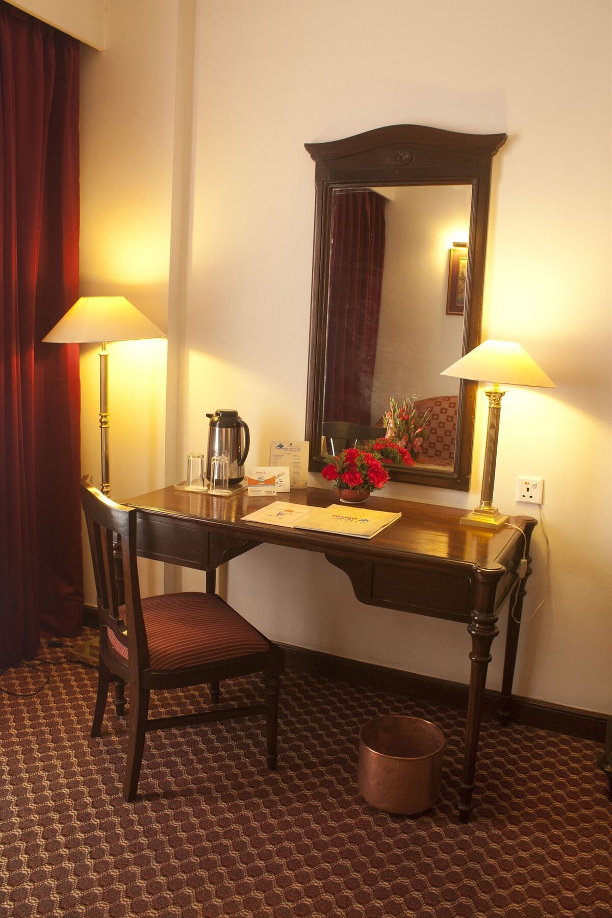 Grand Hotel Kathmandu Luaran gambar
